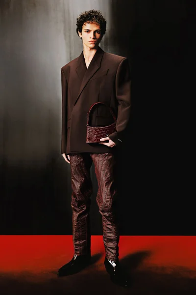 Look 9